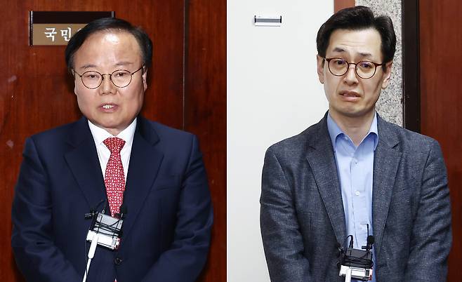 김문수 국민의힘 대통령 후보 대리인인 김재원 비서실장(왼쪽)과 한덕수 무소속 대선 예비후보 대리인인 손영택 전 국무총리 비서실장이 9일 서울 여의도 국회에서 열린 단일화 협상 관련 회동을 마치고 각각 브리핑을 하고 있다. /뉴스1