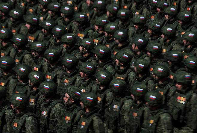 러시아 군인들이 붉은광장을 행진하고 있다. /연합뉴스