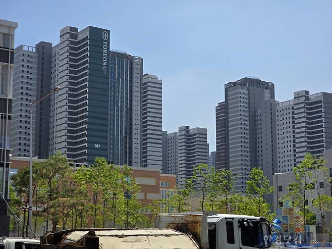 서울 강동구 둔촌동 '올림픽파크포레온'은 1만2000여가구로 대단지다. 사진=이송렬 기자.