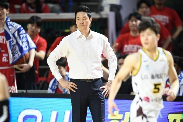 서울 SK 전희철 감독. 사진=KBL