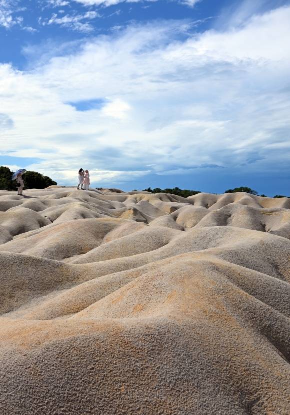 모래사막이라는 뜻의 ‘구룬 파시르’.