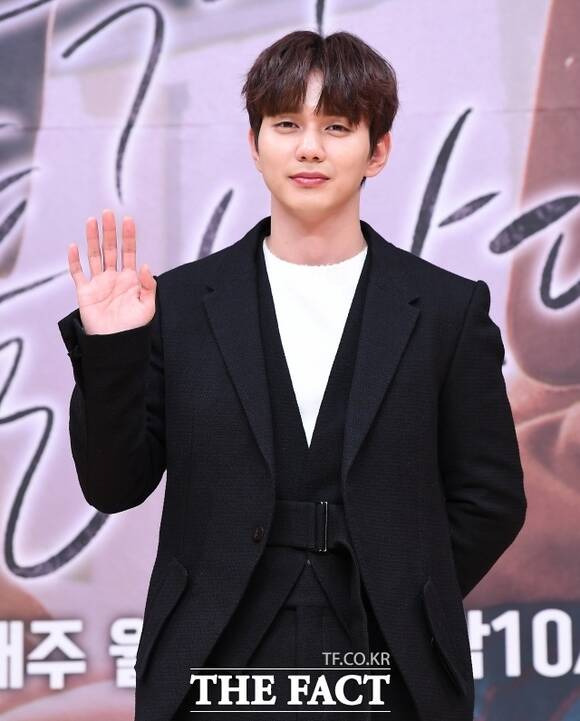 배우 유승호가 첫 고정 예능 프로그램, 연극 등에 출연하며 활동 반경을 넓히고 있다. /더팩트 DB
