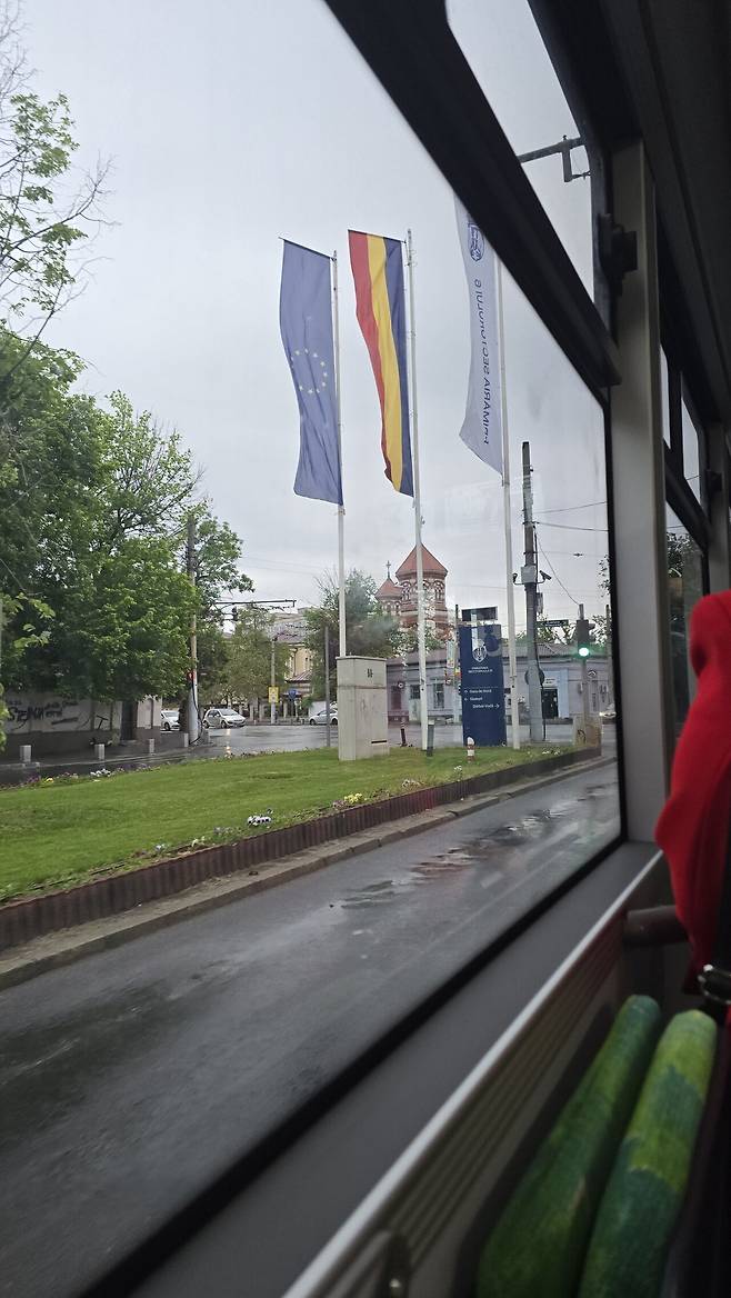 20250510_071635.jpg 드라큘라 성 여행