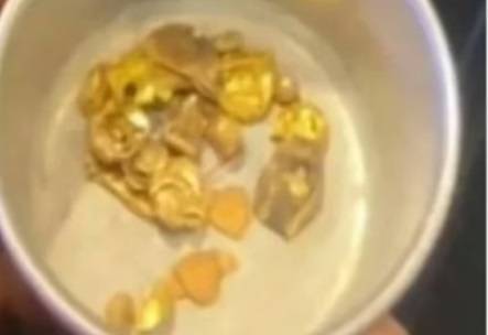 태국의 한 장의사에서 오랫동안 근무한 한 직원이 시신 화장 후 남은 금니를 모아 금괴를 만들었다는 사실을 공개해 화제다. [사진출처 = SCMP]