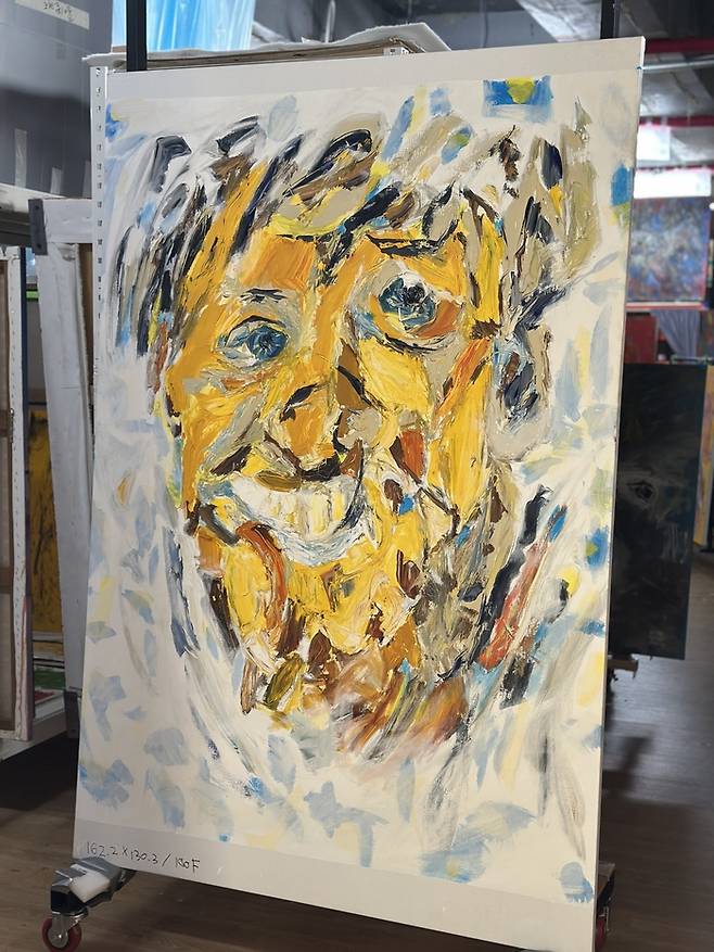 러시아 유학 시절에 만난 친구 키릴을 그린 박신양의 ‘키릴3 Kirill3 (2022년)’ / 사진=권효정 여행+ 기자