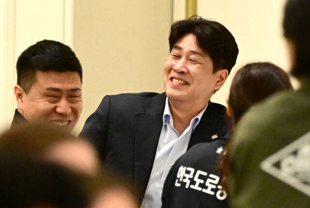 김종민 한국도로공사 감독./KOVO