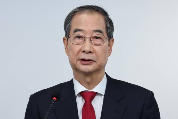 10일 국민의힘에 입당한 한덕수 대선 예비후보가 서울 여의도 중앙당사에서 현안 관련 긴급 기자회견을 하고 있다. 2025.5.10 뉴스1