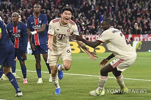 분데스리가 사무국이 10일(한국시간) 공식 홈페이지를 통해 팬들이 선정한 2024-2025시즌 분데스리가 올해의 팀을 발표했다. 수비진에 김민재의 이름은 없었다.&nbsp;연합뉴스