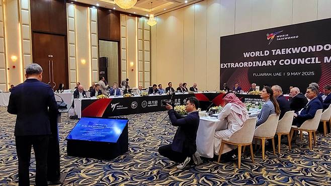 아랍에미리트에서 열린 WT 집행위원회 회의 [춘천시 제공.재판매 및 DB 금지]