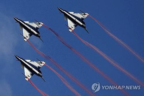 중국산 J-10 전투기 [로이터=연합뉴스 자료사진]