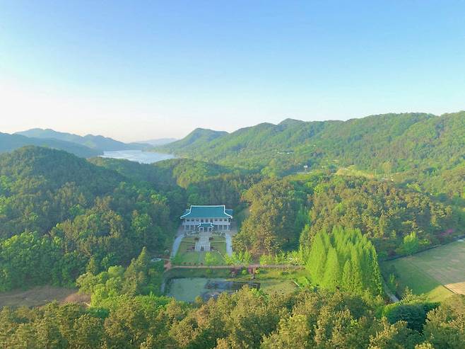 남쪽의 청와대란 이름을 가진 충북 청주의 '청남대'. 사진=청남대 누리집 갈무리.