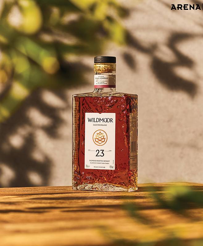 알코올 함유량 42% │ 용량 700mL 테이스팅 노트 바닐라, 말린 과일, 꿀