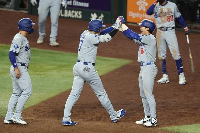 다저스 동료 맥스 먼시는 “오타니는 실망하게 하는 일이 없다”고 극찬했다. 사진 | AFP 연합뉴스