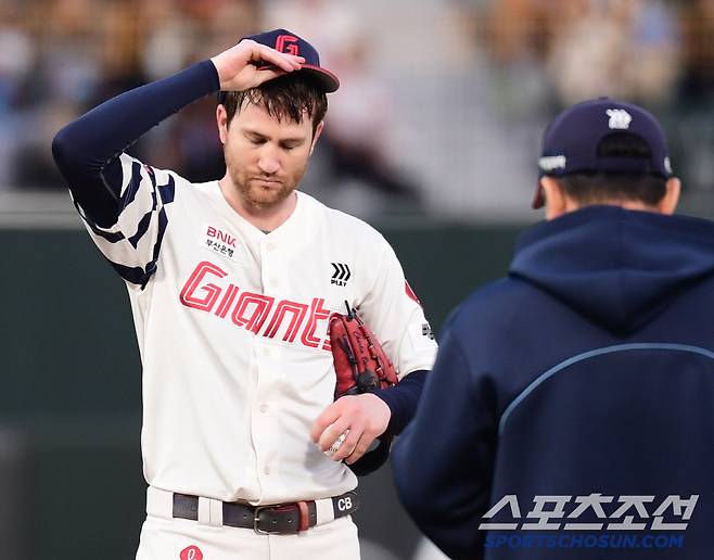 롯데 반즈. 부산=송정헌 기자songs@sportschosun.com/2025.04.23/