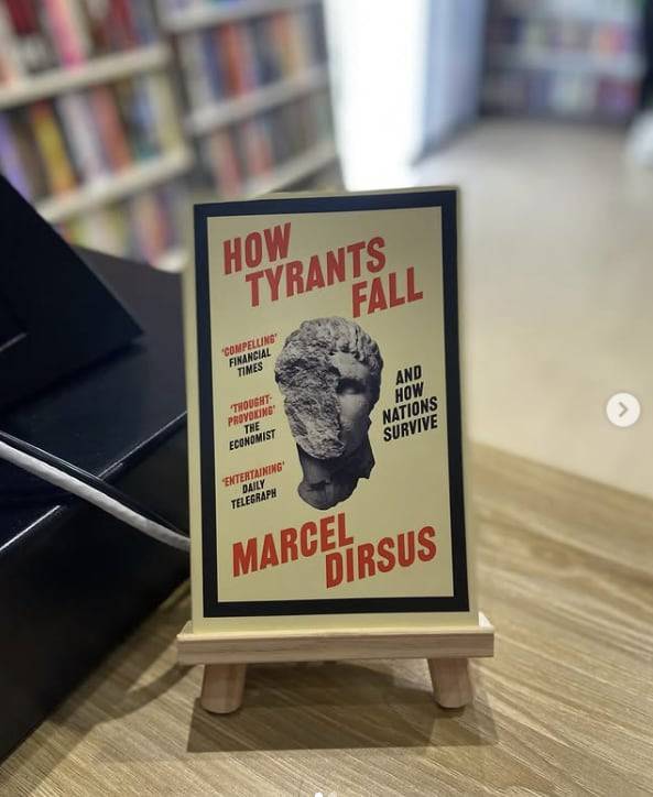 ‘독재자는 어떻게 몰락하나: 그리고 국가는 어떻게 살아남나(How Tyrants Fall: And How Nations Survive)’