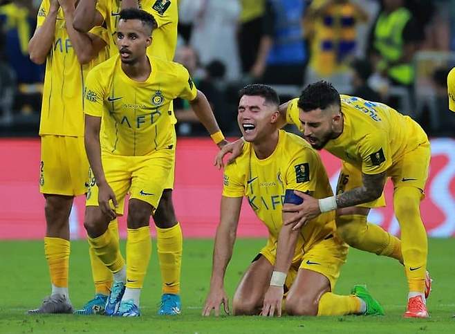 3fbec668dcfc19e83cef84e14687746c42c03c2d8c928252404c35769caaed22a31948bad42b2cbe2fe4aaabac8e873cca0c6e4d555edb59