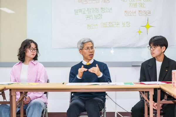 ▲권영국 민주노동당 후보가 11일 당사에서 '오늘'을 만나다라는 청소년 간담회를 진행하고 있다. 사진=민주노동당