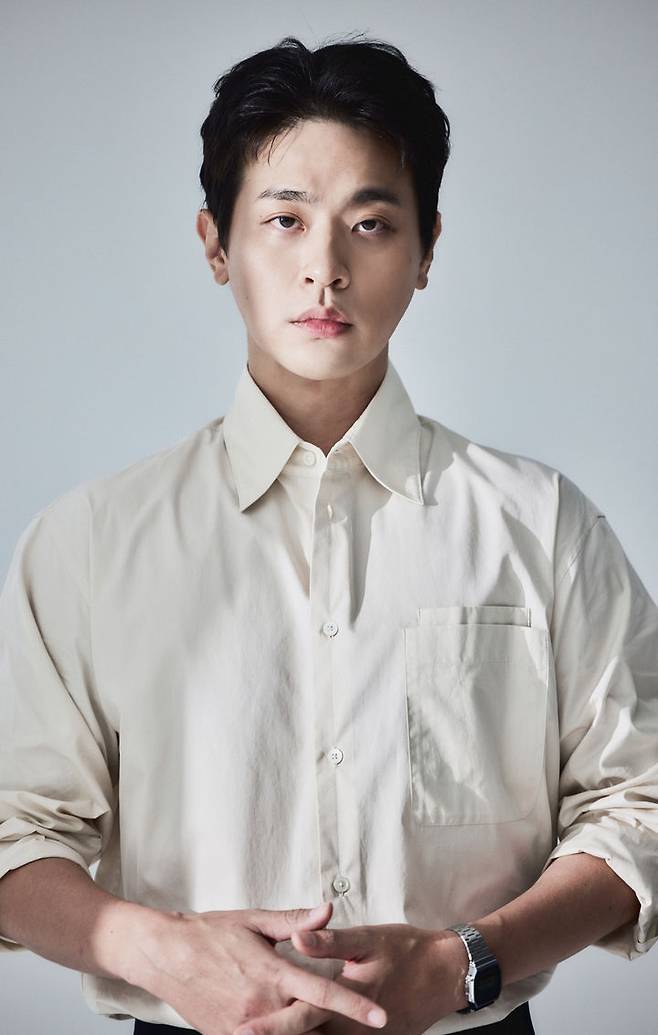 [서울=뉴시스] 배우 겸 출판사 무제 대표 박정민(사진=출판사무제 제공) 2025.05.09. photo@newsis.com *재판매 및 DB 금지