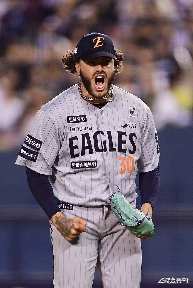 김경문 한화 감독은 외국인선수 코디 폰세를 두고 “더 이상 바랄 게 없다”고 칭찬했다. 스포츠동아 DB
