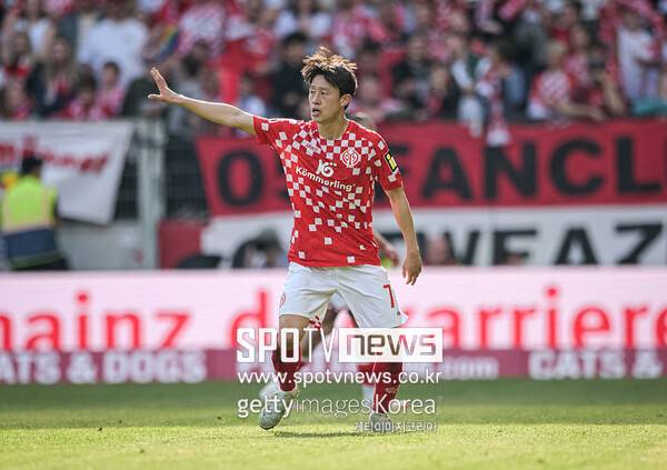 ▲ 독일 분데스리가 마인츠의 이재성이 보훔전에서 리그 7호 도움을 해내며 4-1 승리에 일조했다.