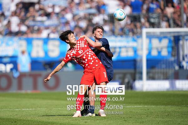 ▲ 독일 분데스리가 마인츠의 이재성이 보훔전에서 리그 7호 도움을 해내며 4-1 승리에 일조했다.