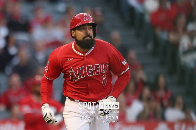 ▲ 거액 계약 이후 잦은 부상에 시달리며 먹튀계의 대명사로 등극한 앤서니 렌던