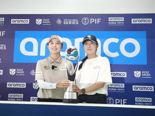 김효주(왼쪽)와 매니저 심서연 [촬영= 김동찬]