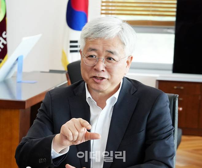 심교언 국토연구원장(사진=국토연구원)