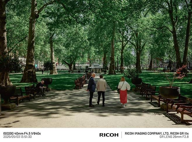 F7434773-D875-49E4-B40E-5E3DE5E1028B_1_105_c.jpeg 5월의 런던