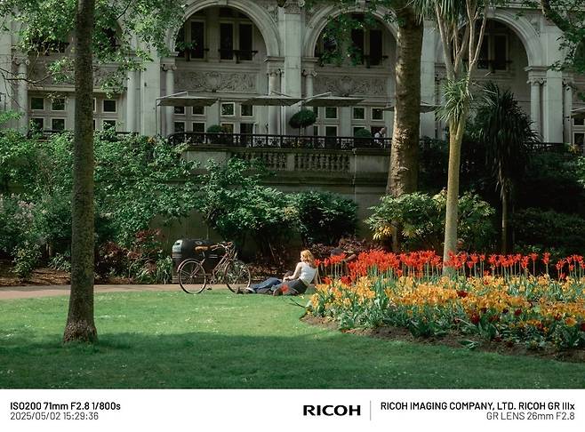 F2DCD251-7BA1-4D5D-AE4C-A828E33B695A_1_105_c.jpeg 5월의 런던