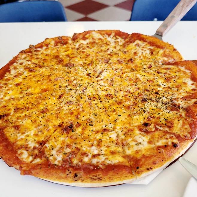 실시간 노총각 치즈피자