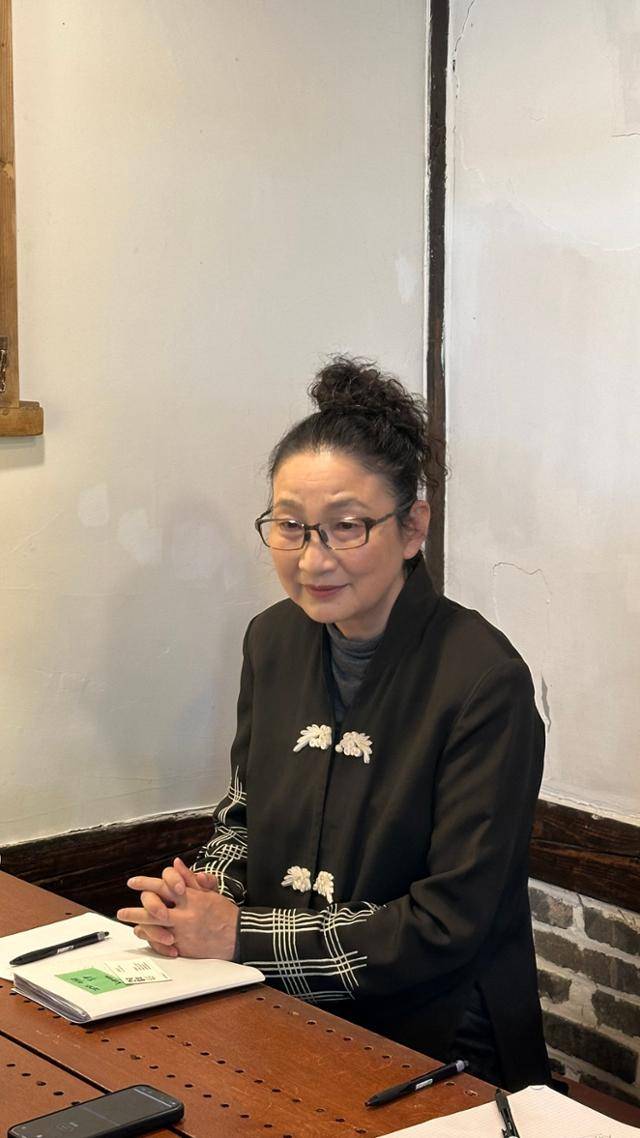 자이니치 3세 신숙옥씨는 “BTS 노래를 처음 듣고 눈물을 흘렸다”며 “(세계인이 즐기는) 음악에 한국어가 녹아 있어 충격적이었다”고 말했다. 엣나인필름 제공