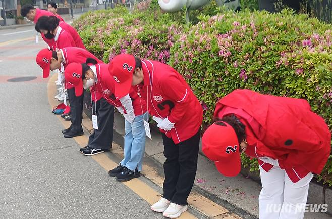 제21대 대통령 공식선거운동 개시일인 12일 오전 강원 춘천시 중앙로터리에서 국민의힘 강원선거대책위원회가 출정식을 갖고 본격적인 선거 운동에 돌입했다. (선대위 제공)