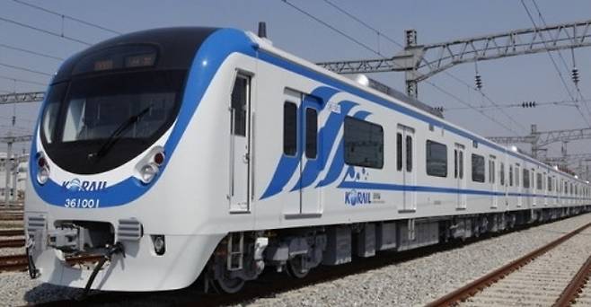 지난 1일 정상 개통된 마석 상봉간 셔틀열차. 이 셔틀열차는 출퇴근 시간대 상하행선 총 12회 투입되고 있다. /사진=김동우 기자