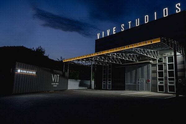 사진=비브스튜디오스 제공