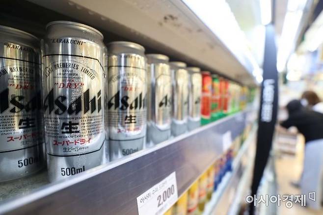 일본 맥주가 올해 1분기 수입 맥주 시장에서 1위에 올랐다. 사진은 서울 시내 한 편의점에 일본 맥주가 진열돼 있는 모습. 아시아경제DB