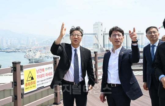 김윤상 기획재정부 2차관, 부산 북항 투자집행 현장방문. 사진=기획재정부