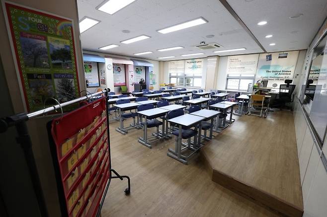 서울의 한 초등학교 교실이 텅 비어 있다. /뉴스1 ⓒ News1 신웅수 기자 /사진=뉴스1