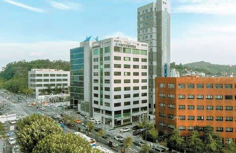 사이버대학 서울디지털대학교가 신기술·신산업 분야 인재를 양성하기 위해 오는 5월 26일부터 7월 17일까지 2025학년도 2학기 신편입생을 모집한다. [사진 서울디지털대학교]