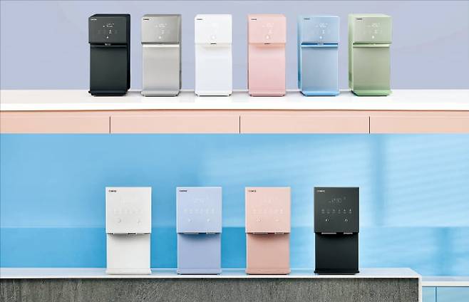 코웨이 아이콘 정수기와 얼음정수기.  코웨이 제공