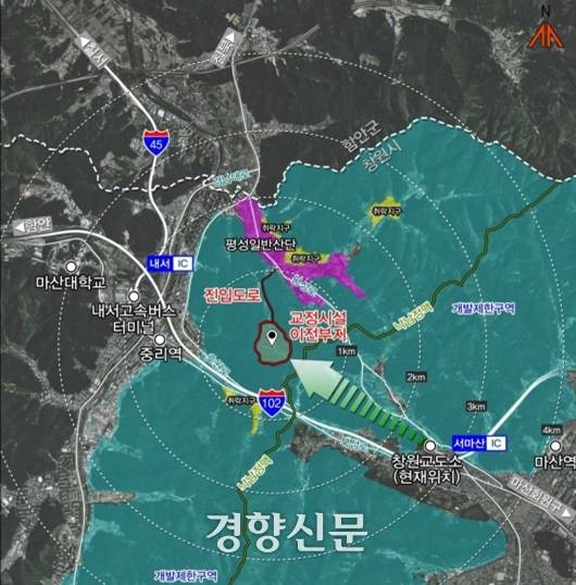 경남 창원교도소와 이전 지역. 경향신문 자료사진