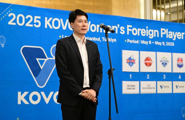 강성형 현대건설 감독./KOVO