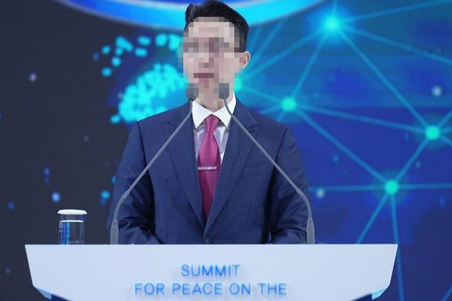 건진법사 청탁 의혹의 핵심 인물인 윤 전 본부장은 2022년 2월 통일교 행사 당시 개회사를 맡았다. 그는 8월 행사 연설에도 참여했다. 한반도 평화서밋 조직위원회 제공