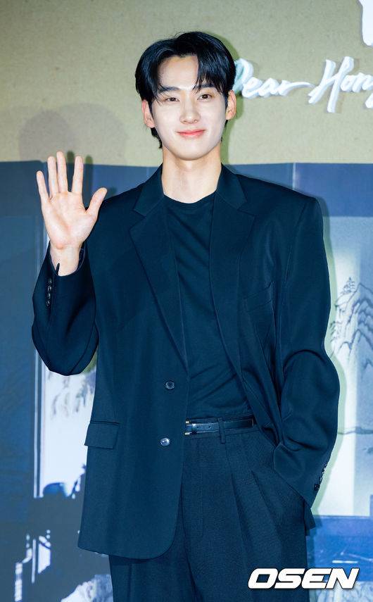 [OSEN=민경훈 기자] 13일 오후 서울 구로구 라마다 서울 신도림에서 넷플릭스 시리즈 '탄금' 제작발표회가 열렸다.