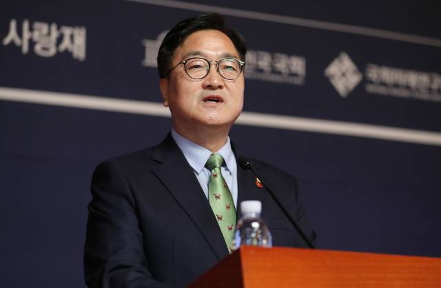 ▲우원식 국회의장이 국회 싱크탱크 미래산업포럼 발족식에서 개회사를 하고 있다ⓒ연합뉴스