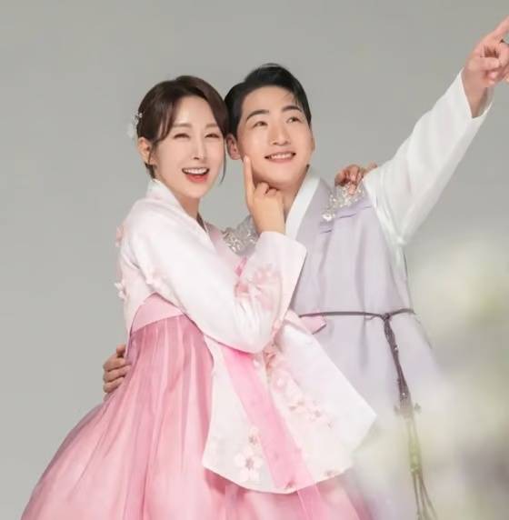 왼쪽부터 한영, 박군 /사진=한영 SNS