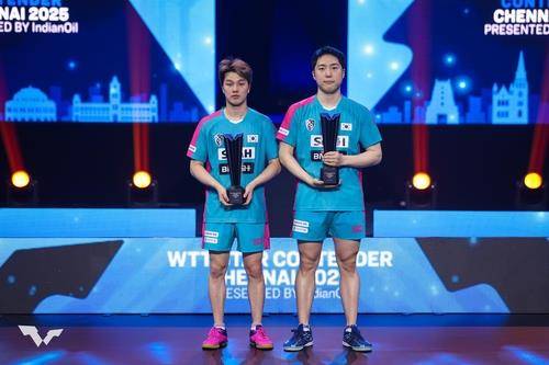 WTT 스타 컨텐더 첸나이 남자복식 우승을 합작한 임종훈(오른쪽)과 안재현 [WTT 인스타그램 캡처. 재판매 및 DB 금지]