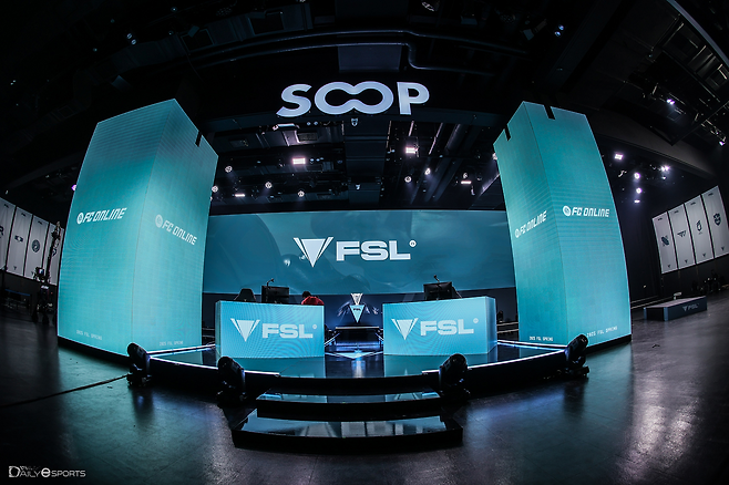 FSL이 조별리그를 마무리하고 19일부터 16강 토너먼트를 진행한다.