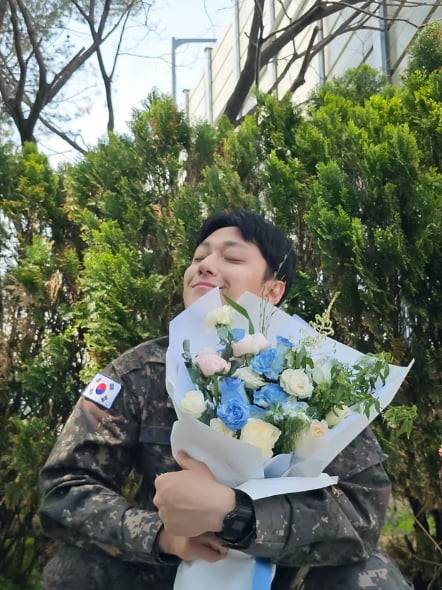 사진 = 이도현 인스타그램 캡처