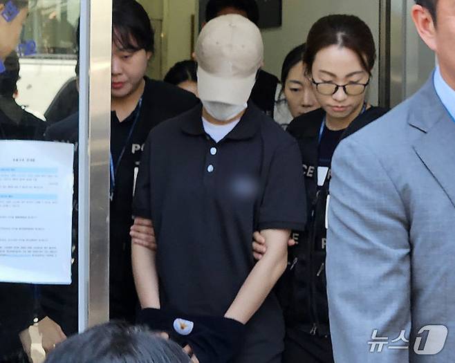 육군 12사단 '훈련병 사망' 사건과 관련해 규정을 어긴 군기훈련(얼차려)을 지시한 혐의를 받는 중대장. 2024.6.21/뉴스1 ⓒ News1 이종재 기자